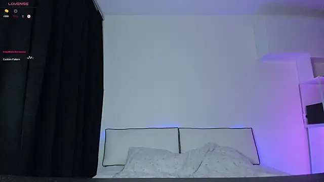 haileyishere online show from November 23, 6:51 pm