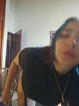 sweetcoralinee online show from October 27, 2:40 pm