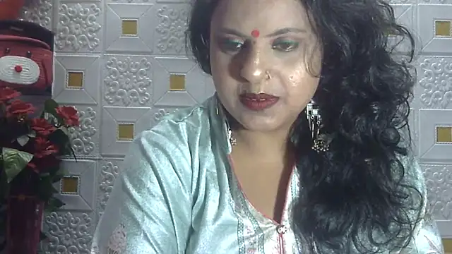Snapshot of Sexy_komolika chatting on February 26, 2:49 pm Sexy komolika online show from February 26, 2:49 pm