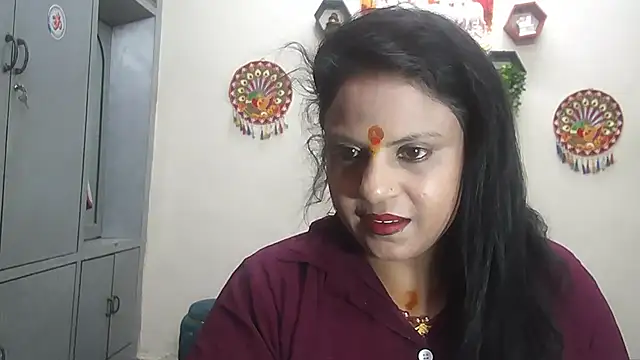 Snapshot of Sexy_komolika chatting on March 29, 2:19 pm Sexy komolika online show from March 29, 2:19 pm