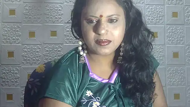 Snapshot of Sexy_komolika chatting on March 18, 2:17 pm Sexy komolika online show from March 18, 2:17 pm