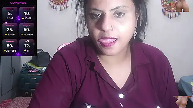 Snapshot of Sexy_komolika chatting on September 22, 3:40 pm Sexy komolika online show from September 22, 3:40 pm
