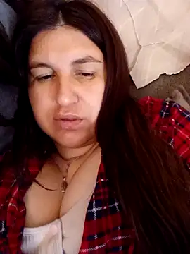 BlackVBarbie online show from April 3, 10:32 am