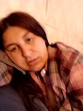 BlackVBarbie online show from April 1, 8:04 am