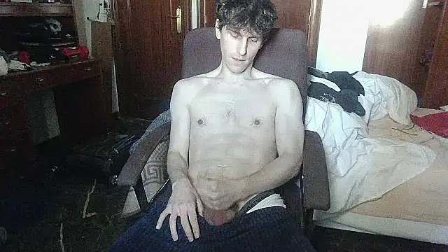 Snapshot of Twink_Andalu chatting on February 14, 12:14 pm Twink Andalu online show from February 14, 12:14 pm