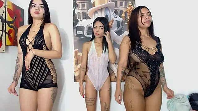 Snapshot of Xtreme_group_Dirty69 chatting on November 3, 11:30 pm Xtreme group Dirty69 online show from November 3, 11:30 pm