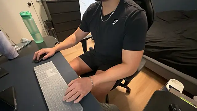 charlie s2534 online show from February 12, 5:23 pm