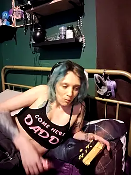 wolfgirl97 online show from December 1, 4:57 am