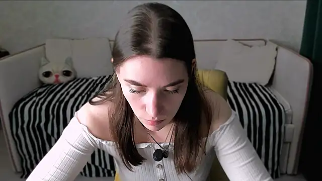 pussyhome2407 online show from March 28, 8:21 pm