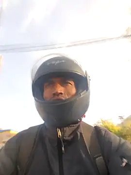 Snapshot of S_ROCKSTAR chatting on March 18, 2:26 am S ROCKSTAR online show from March 18, 2:26 am