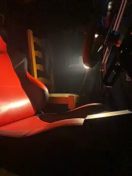 Flouflolutin online show from November 4, 8:45 pm