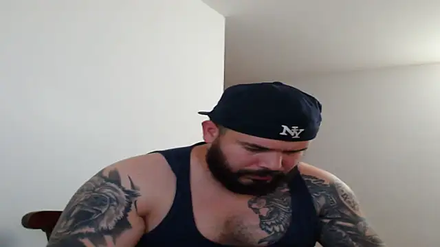 alexandergranda71 online show from February 16, 9:27 pm