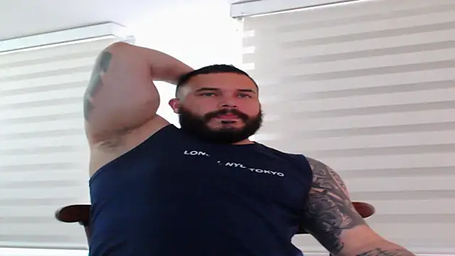 alexandergranda71 online show from February 8, 4:04 pm