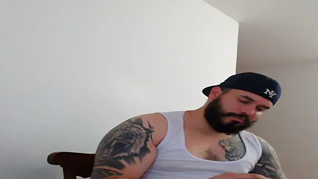 alexandergranda71 online show from February 26, 12:41 am