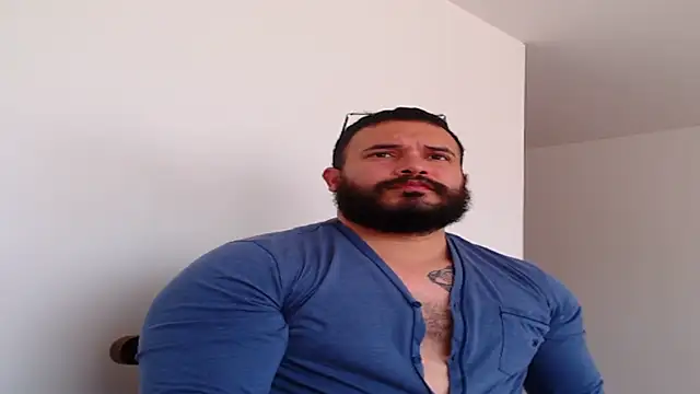 alexandergranda71 online show from February 26, 3:43 pm