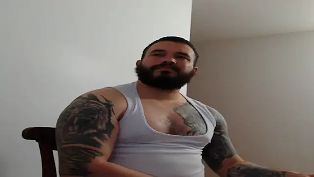 alexandergranda71 online show from February 26, 11:41 pm