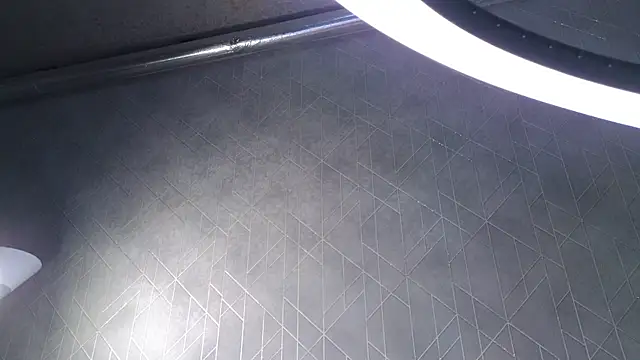 Allure goldennX online show from November 30, 1:39 am