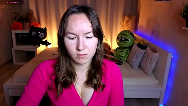 Little doll meow online show from October 31, 2:52 am