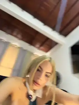 emiss  online show from November 30, 5:58 pm