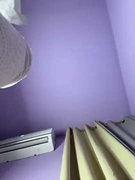 emiss  online show from February 23, 4:40 pm