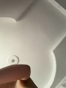 emiss  online show from October 27, 1:56 pm