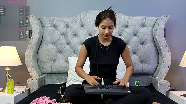 MontVta online show from November 22, 12:04 pm