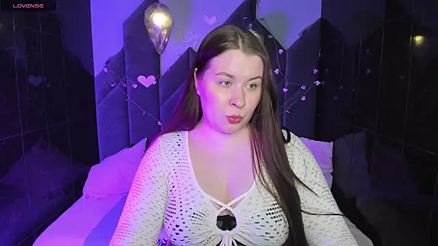 Snapshot of ShedarBrooks chatting on February 17, 8:41 am ShedarBrooks online show from February 17, 8:41 am