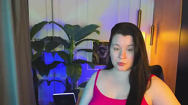 Snapshot of ShedarBrooks chatting on June 5, 6:52 am ShedarBrooks online show from June 5, 6:52 am