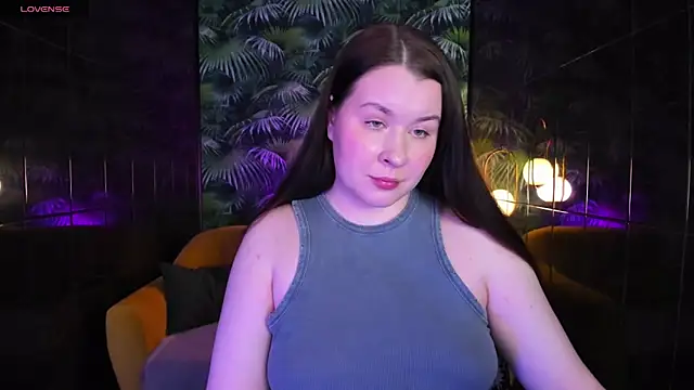 Snapshot of ShedarBrooks chatting on December 6, 5:36 am ShedarBrooks online show from December 6, 5:36 am