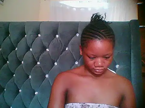 HotJeylee online show from March 20, 6:36 am