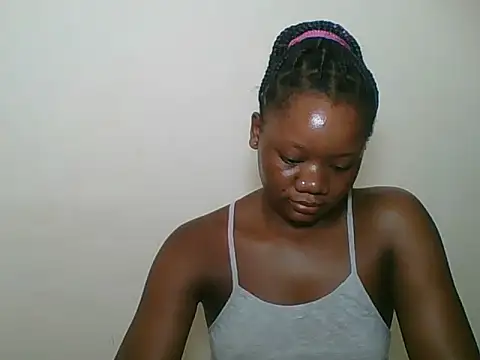 Snapshot of HotJeylee chatting on June 14, 9:43 am HotJeylee online show from June 14, 9:43 am