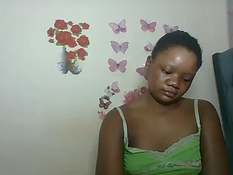 Snapshot of HotJeylee chatting on July 18, 1:03 am HotJeylee online show from July 18, 1:03 am