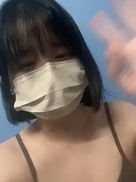 Snapshot of Bibi970110 chatting on November 2, 2:44 pm Bibi970110 online show from November 2, 2:44 pm