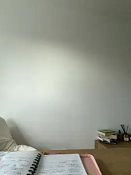 streetdoll online show from October 31, 8:22 am