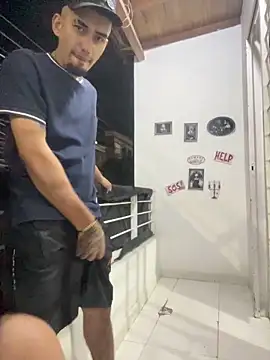 royalgirls x online show from November 8, 1:53 am