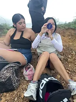 royalgirls x online show from April 4, 11:39 am