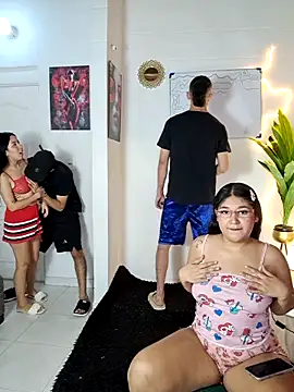 royalgirls x online show from February 27, 2:01 am