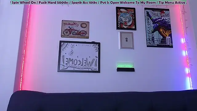 Snapshot of catalina_y_tylerjhons chatting on February 14, 6:34 am catalina y tylerjhons online show from February 14, 6:34 am