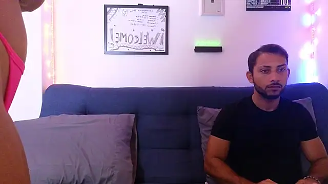 Snapshot of catalina_y_tylerjhons chatting on February 8, 9:03 am catalina y tylerjhons online show from February 8, 9:03 am