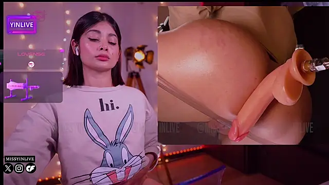 Snapshot of Yinlive chatting on December 11, 1:26 am Yinlive online show from December 11, 1:26 am