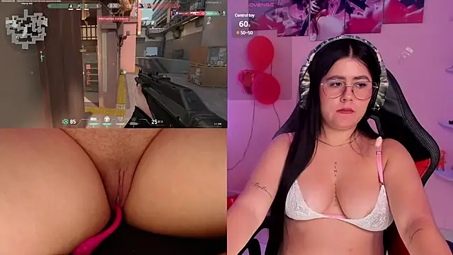 DanielaHang online show from February 17, 4:39 pm