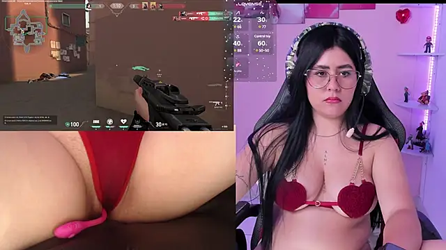 DanielaHang online show from February 24, 4:15 pm