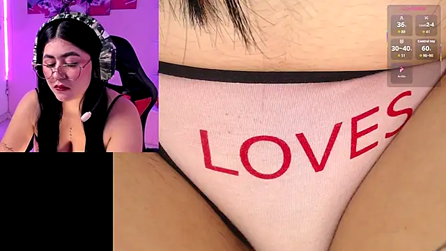 DanielaHang online show from March 20, 1:56 pm