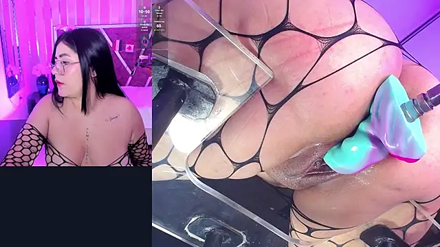 DanielaHang online show from July 9, 3:33 pm