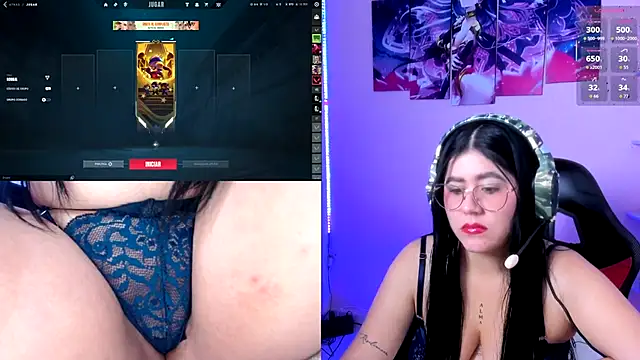 DanielaHang online show from January 8, 1:50 pm