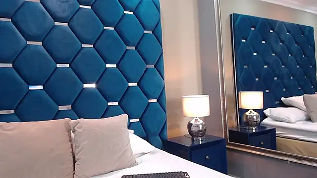 ThaniaJones online show from February 27, 12:05 pm