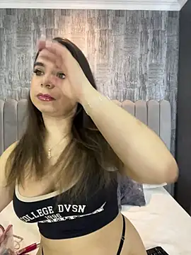 ThaniaJones online show from February 21, 11:01 am