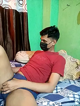 Snapshot of Stallion_Theboy22 chatting on February 13, 12:57 am Stallion Theboy22 online show from February 13, 12:57 am