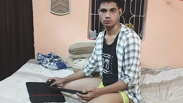 Stallion Theboy22 online show from February 20, 5:15 am