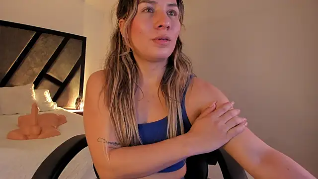 Snapshot of CamilaPreston chatting on June 22, 7:16 am CamilaPreston online show from June 22, 7:16 am